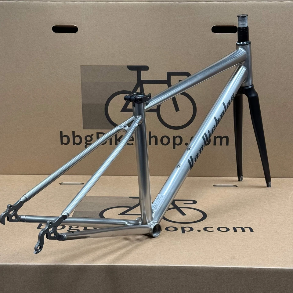 48cm Van Nicholas Titanium Road Frameset with Carbon Fiber Fork - Image 3 of 4