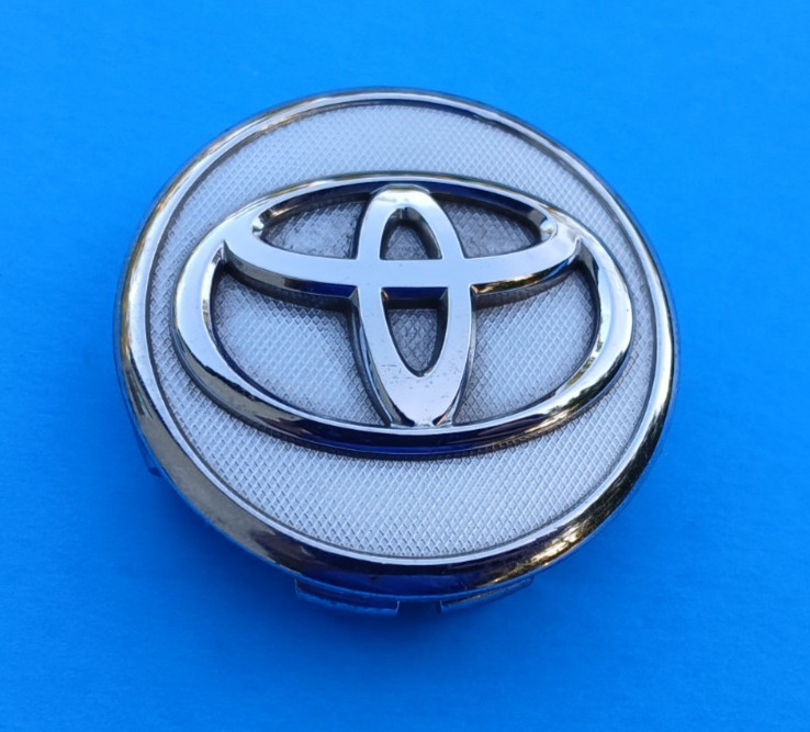 TOYOTA COROLLA MATRIX (1) WHEEL RIM HUBCAP HUB CAP CENTER COVER DUST USED OEM A6