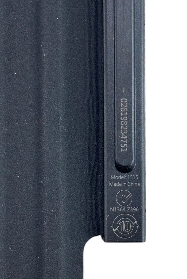 Teclado con cubierta táctil Microsoft Surface 1515 - negro Foto 3 de 3