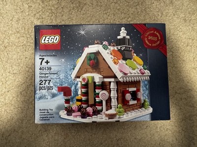NISB Lego 40139 Gingerbread House GWP Retired Season 2015