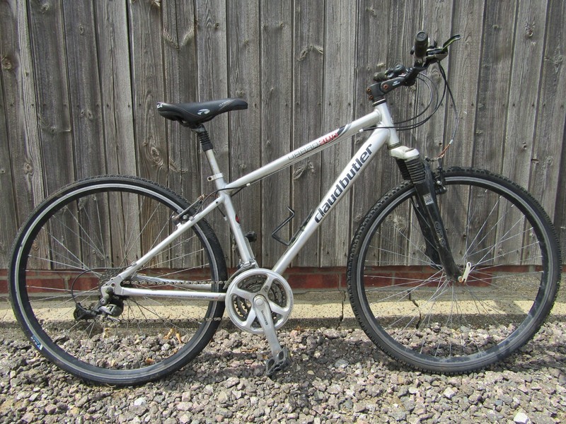 Claud Butler Urban 300 Hybrid Tourer Bike Bicycle Shimano Rock Shox 24 Gear 700c