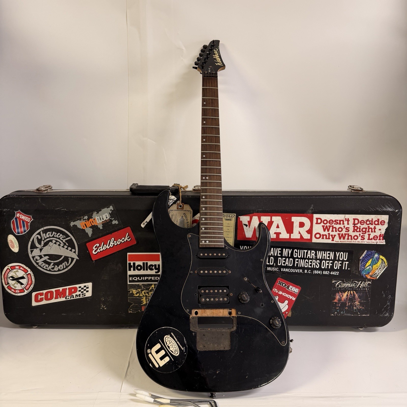 Vintage Washburn MG-40 Mercury Series Electric Guitar Project w /  Case Parts