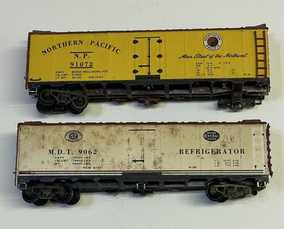 #ad Vtg Varney HO 2040 Reefer Car Northern Pacific New York Central Train Car Lot $20.00