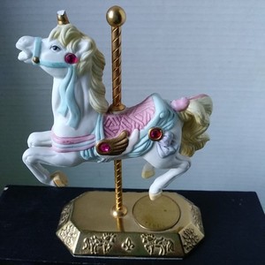 Carousel Westminster Collection | eBay
