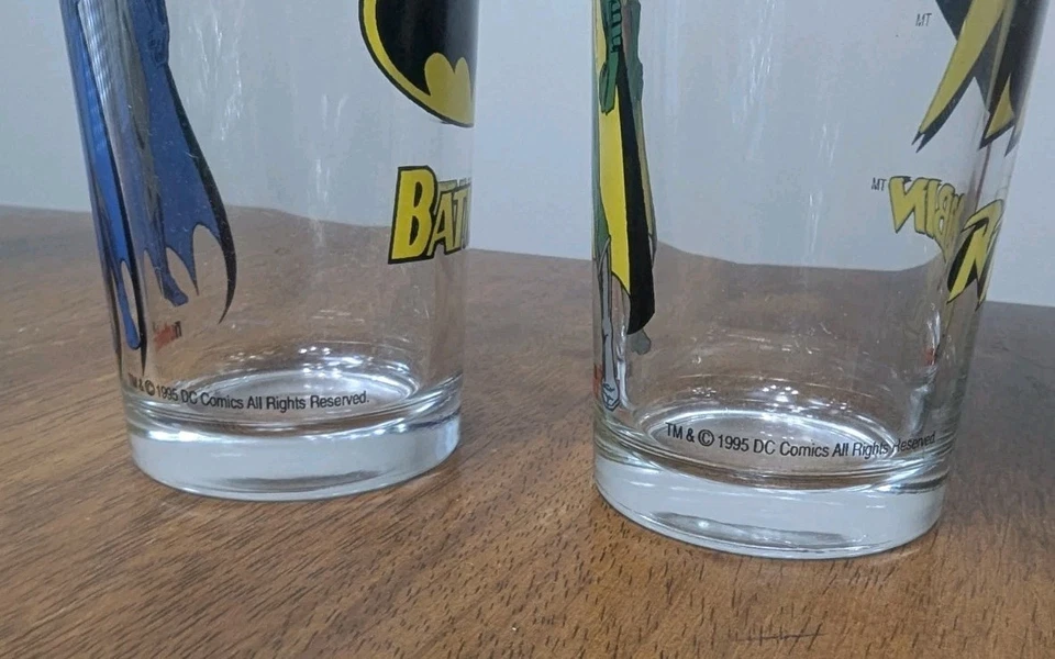 Cinco gafas coleccionables raras DC Comics Nutella Batman Robin ETC 1995 Foto 4 de 4