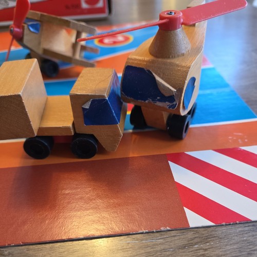 Vintage 1973 Mattel Putt Airport Wooden Preschool #7043 - Picture 6 of 6