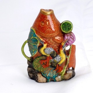 ANTIQUE CHINESE PORCELAIN CARP SNUFF BOTTLE A/F