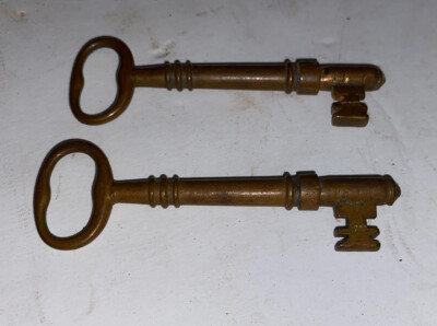 Vintage Lot Of Two 3.5  Brass Skeleton Pass Door Keys