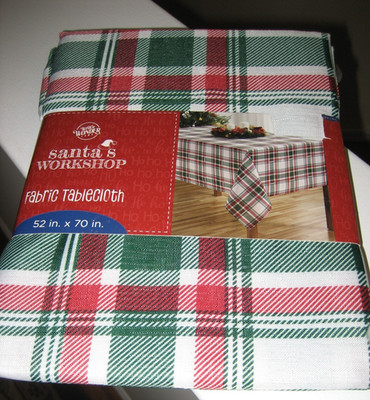 SANTA'S WORKSHOP PLAID FABRIC TABLECLOTH 52'' X 70'' NEW IN PKG