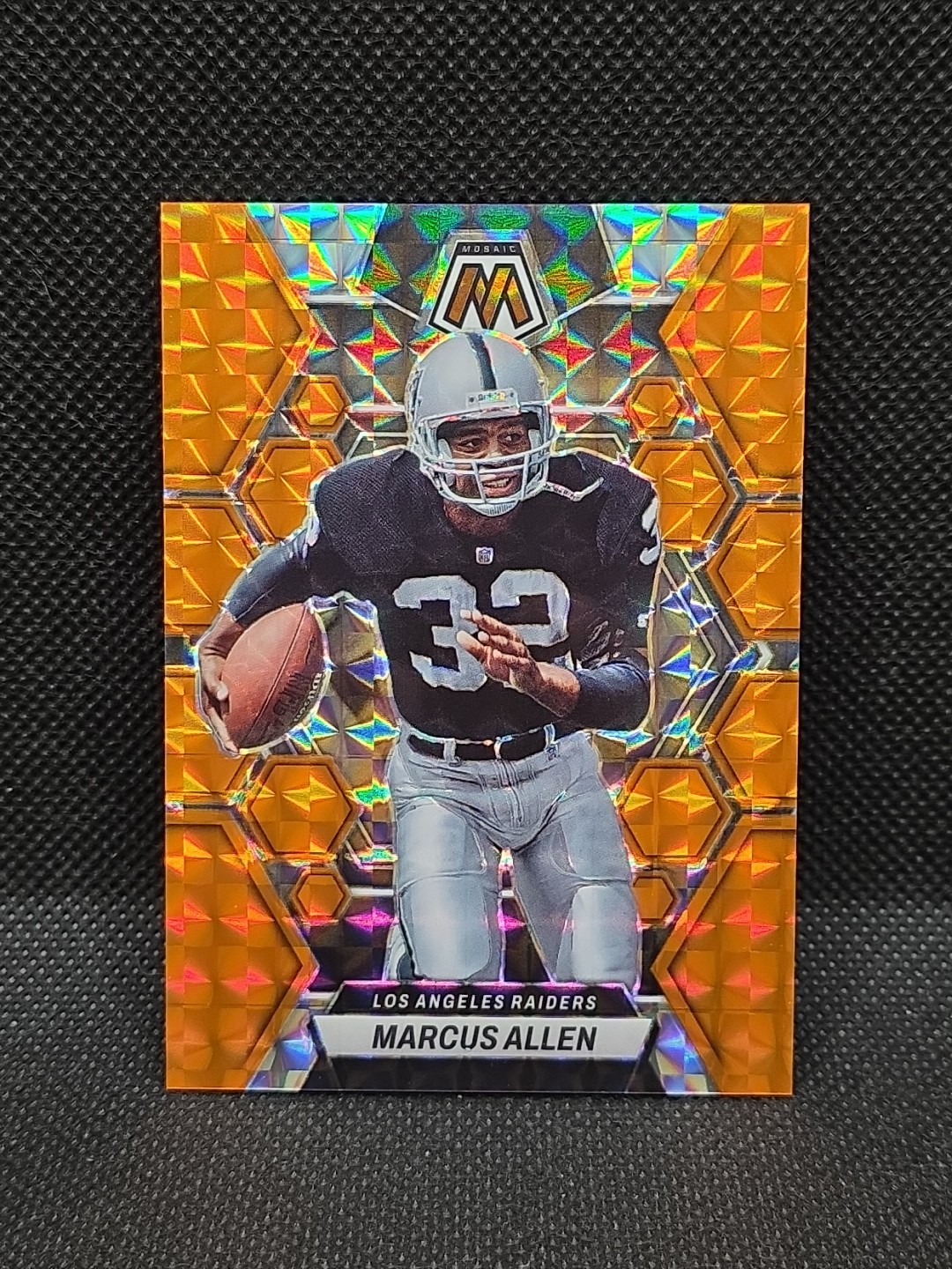 Marcus Allen 2023 Panini Mosaic Orange Prizm /199 Raiders #124