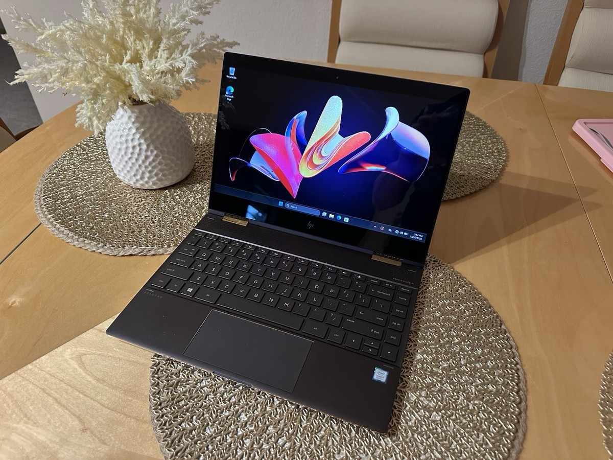 HP Spectre X360（Core i7-8550/16GB/512GB） HP Spectre x360 Convertible 13 Intel Core i7-8550U 1.80GHz | 16GB