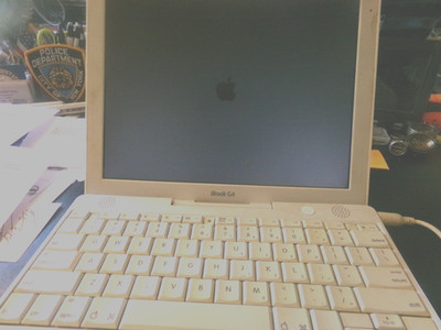 Apple iBook G4 Laptop  w/power pack tested For Parts Only!