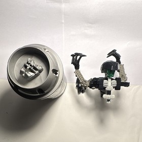 LEGO BIONICLE: Onua (8532) with canister