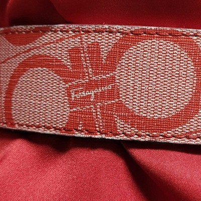 Salvatore Ferragamo Gancini Gold Buckle Red Textured Leather Reversible Belt XXL Salvatore Ferragamo Gancini Gold Buckle Red Textured Leather  main image 4