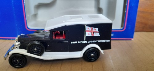 LLEDO DAYS GONE - LP18 1936 PACKARD SERVICES VAN - R.N.L.I - Picture 2 of 5