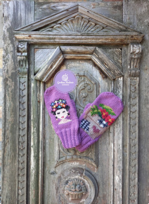 Frida Kahlo Hand Embroidery Art Hand Knitted Finger Gloves Unique Designs Wool