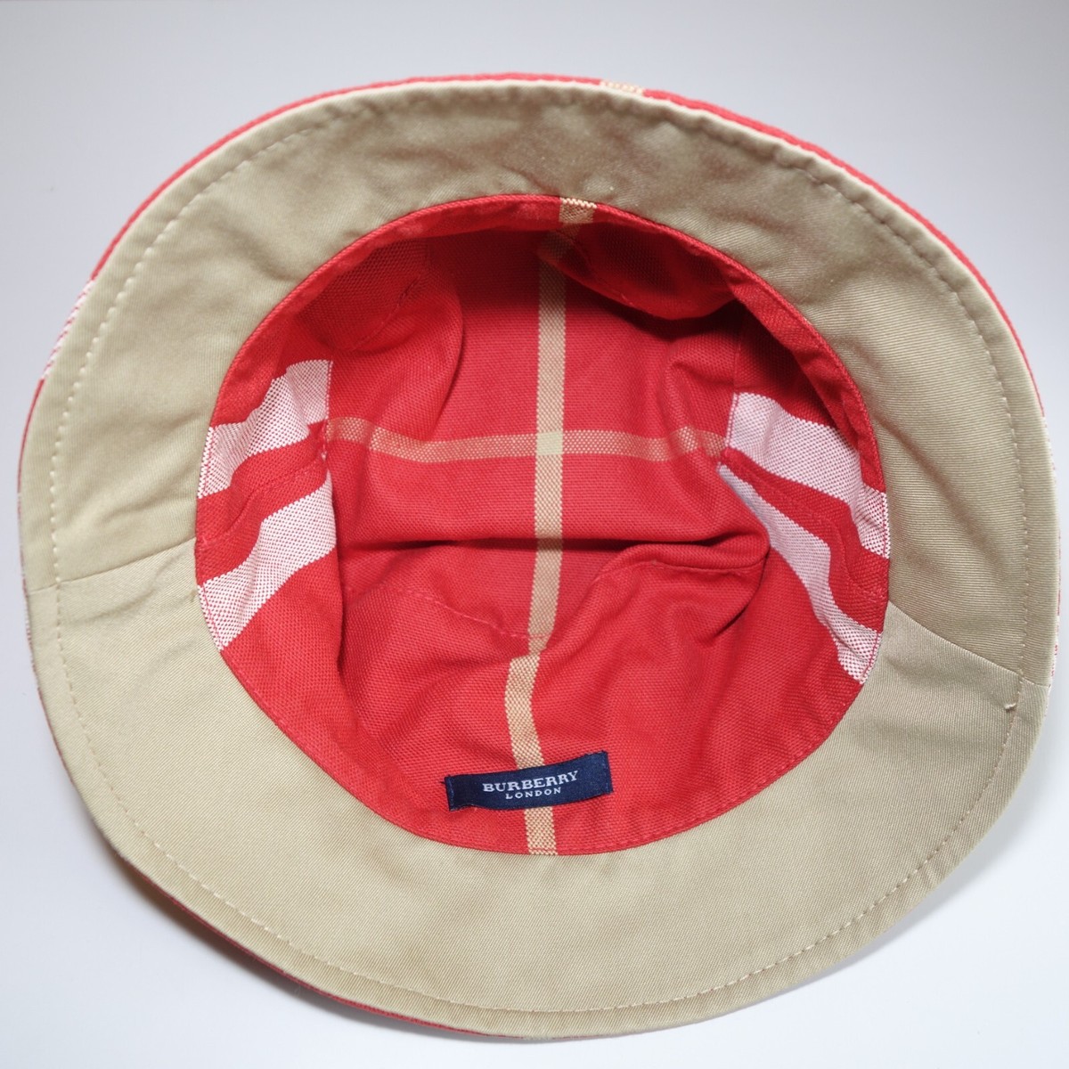 Burberry London Beige & Red Plaid Nova Check-Trimmed Bucket  display picture 1
