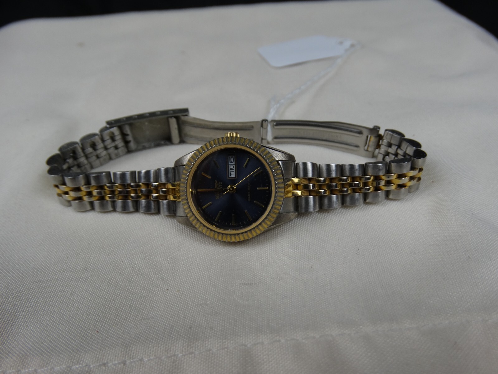 Womens watch- Sharp- small round face - image 2