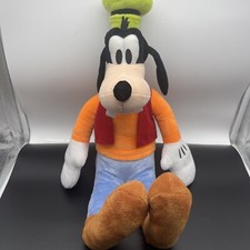 Disney Store Goofy 18 Inch Plush Stuffed Animal Toy