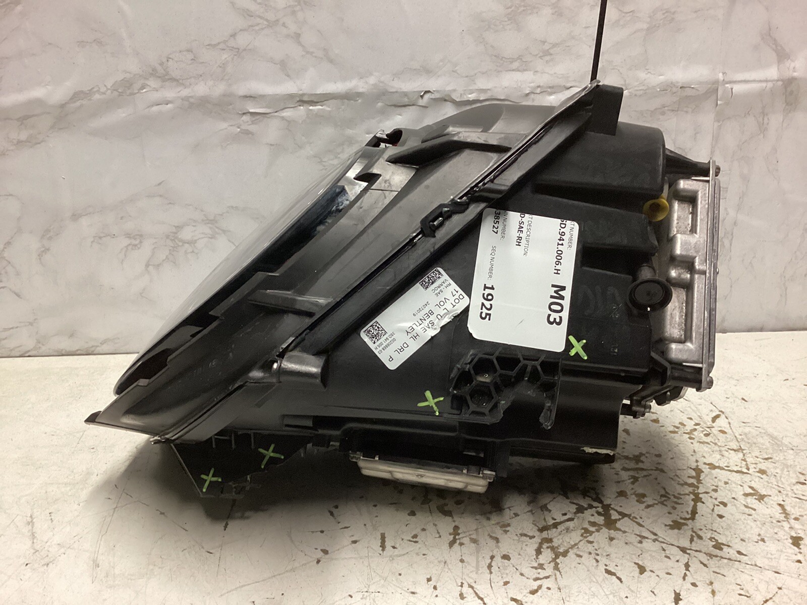 2020 2021 2022 BENTLEY GT GTC RIGHT LED HEADLIGHT OEM USED