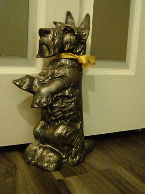 schnauzer door stop