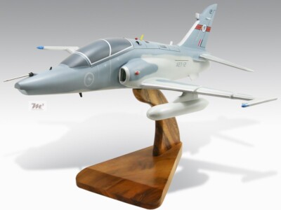 BAe Hawk 127 LIFT RAAF Desk Wood Airplane New Model Large Scale 1/32