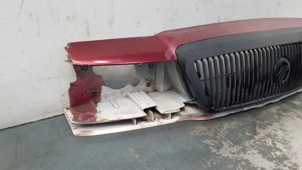 2004 03 04 Mercury Marauder panel de cabezal delantero/parrilla - ** #2369 VV6 Foto 2 de 4