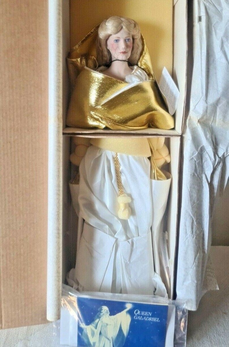 Franklin Mint Heirloom Doll QUEEN GALADRIEL Porcelain Doll Lord Of
