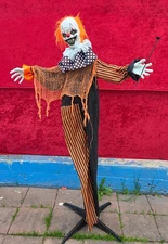 Haunted Hill Farm 62 inch Animatronic Clown Prop - USED