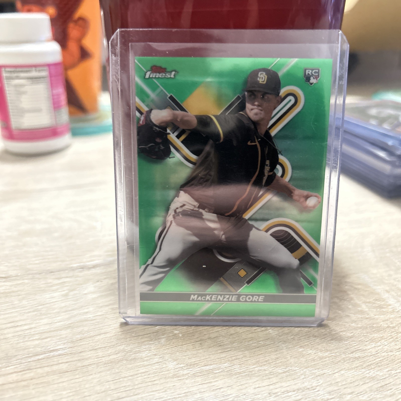 2022 Topps Finest - Mackenzie Gore #22 Green Refractor /99 (RC)