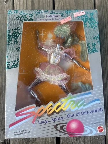 Spectra StylaBlue AA Outer Space Fashion Doll ~ Vintage Mattel 3363 ~ New 🪐