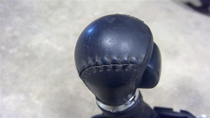 2015 15 Acura ILX A Transmission Shifter with shift knob 69278 - Image 4 of 4