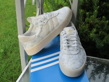 d96702 adidas