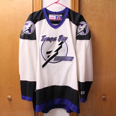 tampa bay lightning replica jersey
