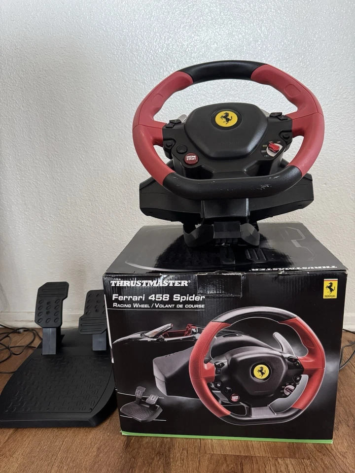 Thrustmaster Ferrari 458 Spider Racing Steering Wheel Pedals Xbox One - Image 4 of 4