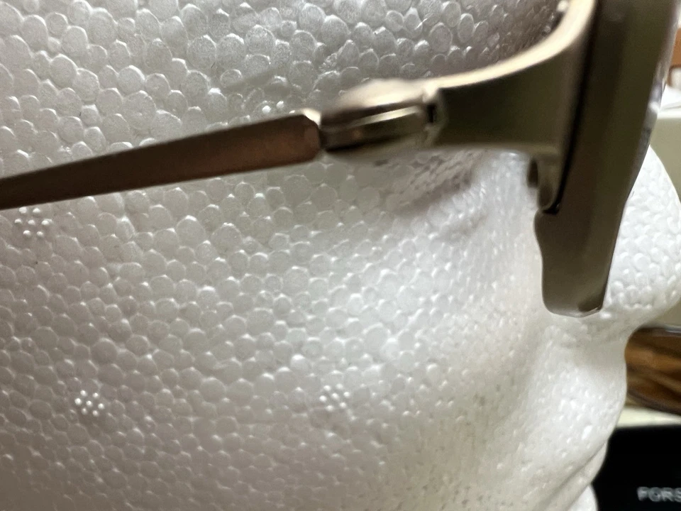 Женские солнцезащитные очки Porsche Design - матовая золотистая цветная оправа - коричневые линзы - Изображение 4 из 4