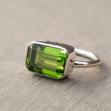 Cushion Cut Green Peridot Gemstone 925 Sterling Silver Band Ring Jewelry