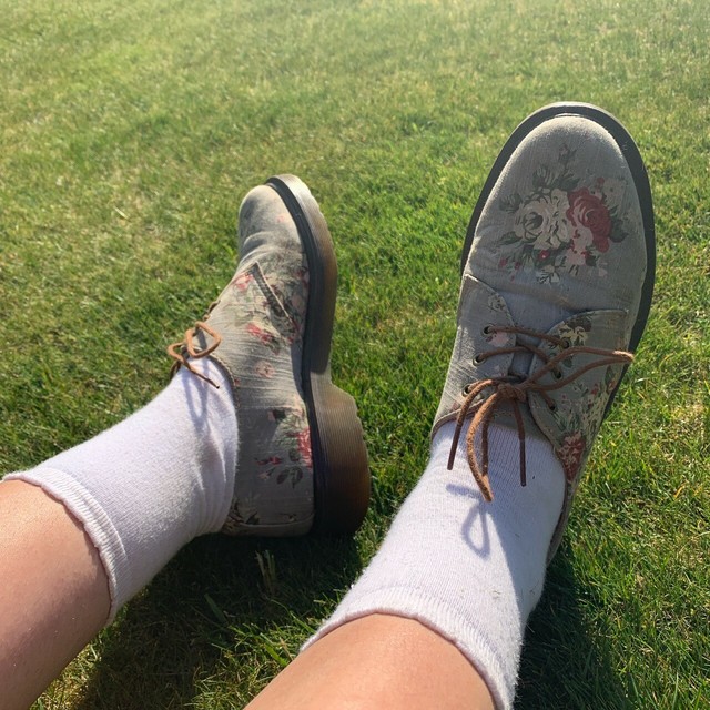 dr martens 1461 yellow