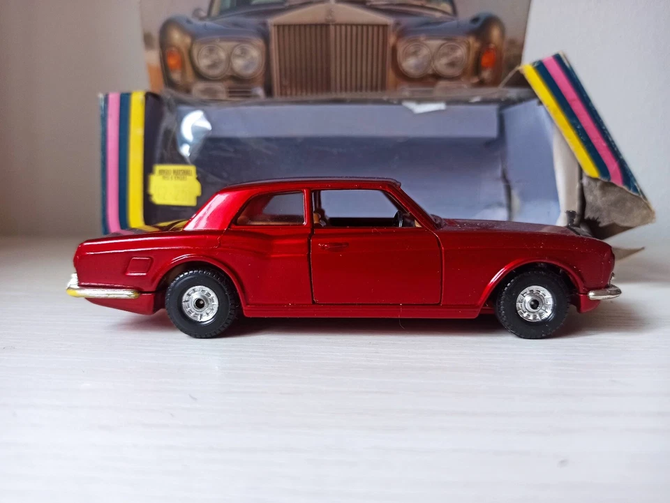 CORGI TOYS 279 ROLLS ROYCE Corniche ROSSO SCURO SCALA 1/36 nuova - Immagine 4 di 4