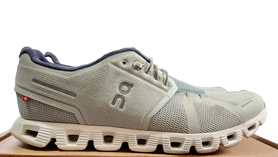 On Cloud® Women's 11 Cloud 5 Running Shoes in Heather/Fossil - Image 4 of 4