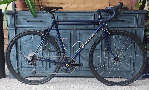 Breadwinner Continental 54cm Road Bike