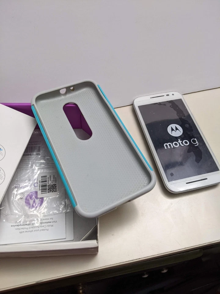 Motorola Moto G 3RD Gen 2/16GB White Used Works - Image 4 of 4