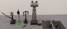 MARX Lionel Assorted O Gauge Accessories 153,438,429,0416,O-27 6
