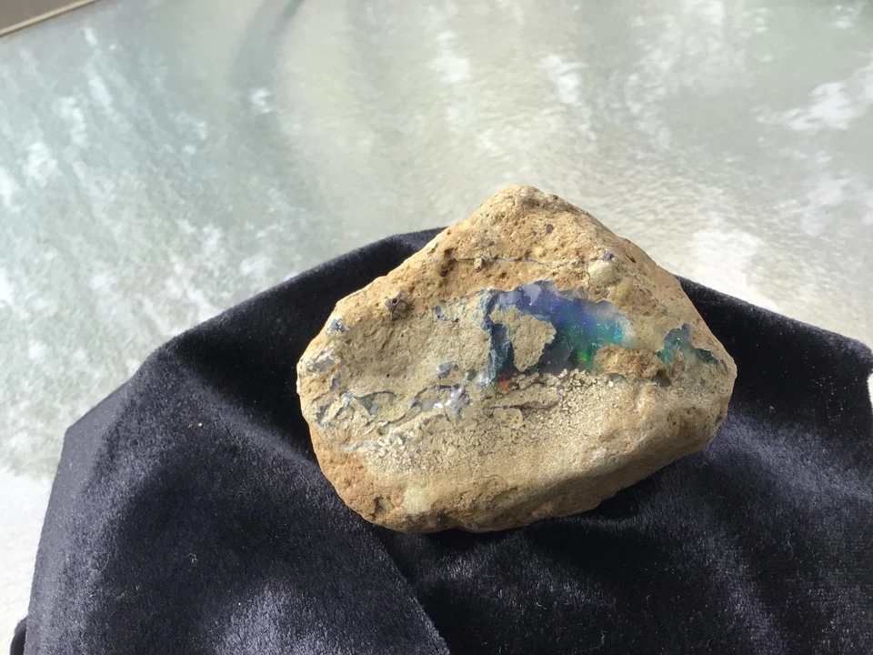 XL Black Opal, Ethiopian opal raw stone,  crystal opal, water opal, - Image 4 of 4