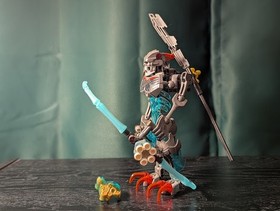 LEGO BIONICLE: Skull Warrior (70791) with Mask of Ice