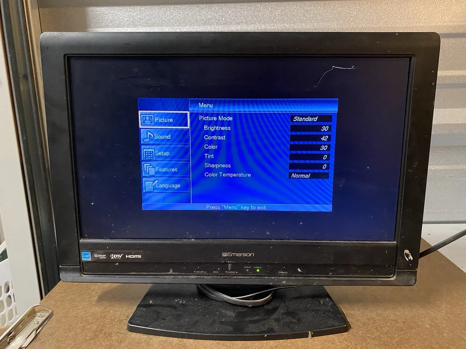 Emerson Funai 19” Television Model LC190EM1 READ DESCRIPTION - Image 4 of 4