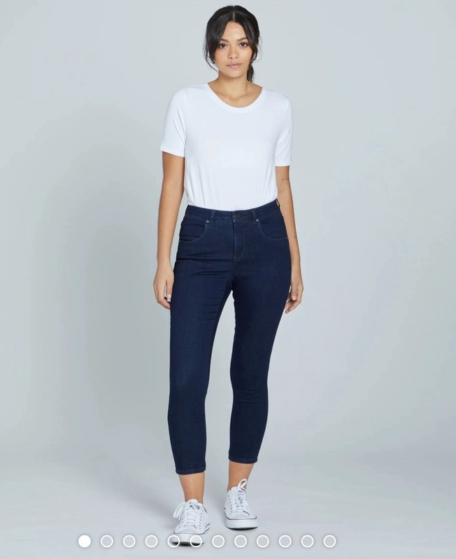 Universal Standard Brand New Seine High Rise Skinny Jeans Size 00