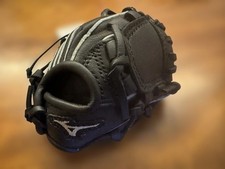   Mizuno Miniature ball Glove