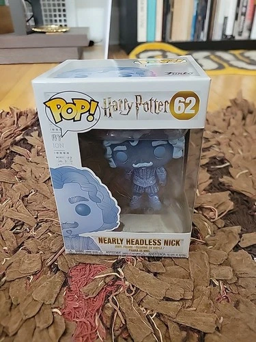 Funko Pop! Vinyl: Harry Potter - Nearly Headless Nick #62