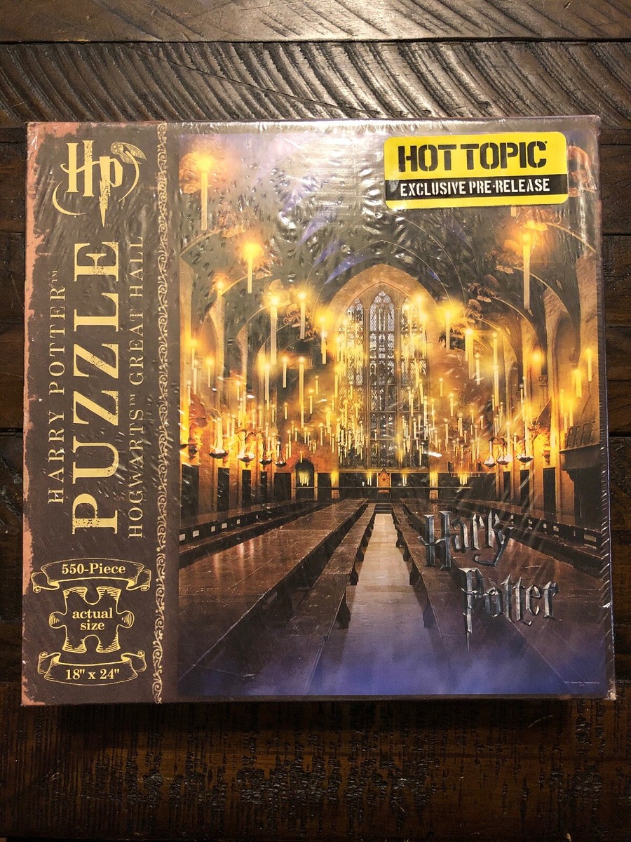 Brand New Harry Potter Hogwarts Great Hall 550 Piece Puzzle Hot Topic  Exclusive